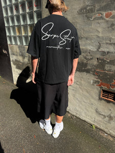 25’ SCRIPT TEE (BLACK)