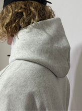 Load image into Gallery viewer, PULLOVER HOODIE (cloud)
